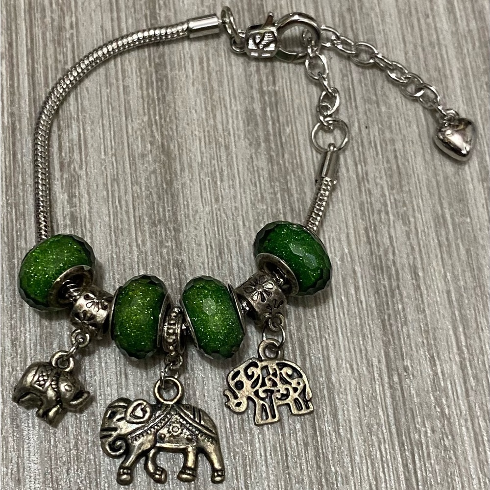 Beaded Elephant Charm Bracelet with Sparkly Green Beads